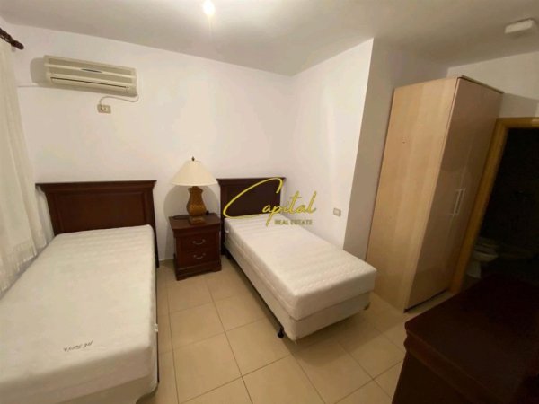 Tirane, jepet me qera apartament 2+1 Kati 5, 100 m² 600 € (ISH STACIONI TRENIT)