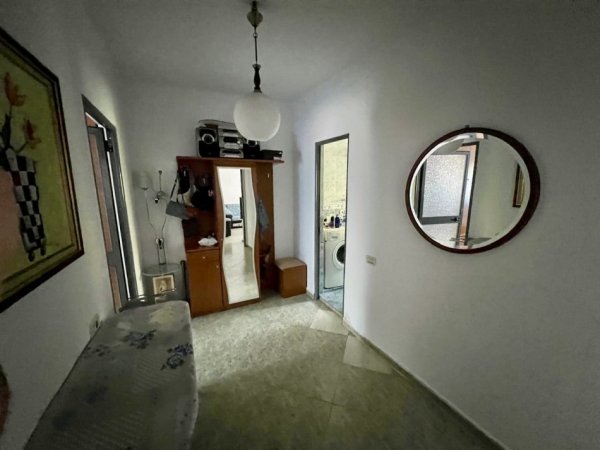Tirane, shitet apartament 1+1+Aneks+Ballkon Kati 3, 54 m² 103.000 € (Ali Demi)