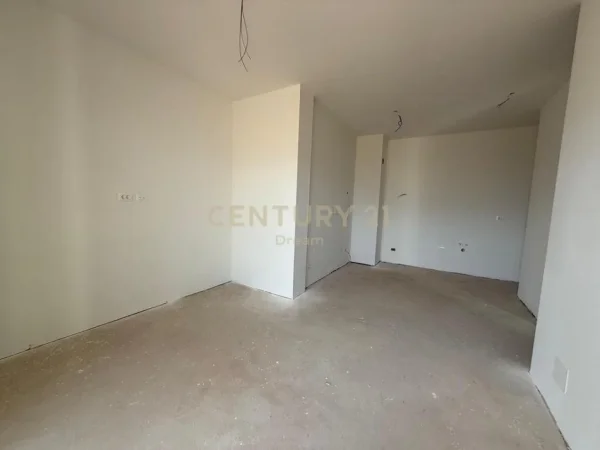 Tirane, shitet 1+1 Kati 7, 74 m² 184.750 € (Bulevardi i Ri)