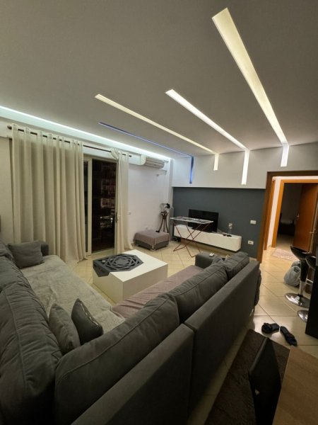 Tirane, jap me qera apartament 1+1 Kati 5, 74 m² 600 € (Kompleksi Vizion Plus)