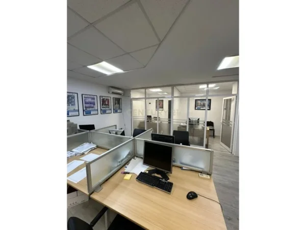 Tirane, shitet apartament 2+1 Kati 2, 108 m² 325.000 € (Ish Blloku)