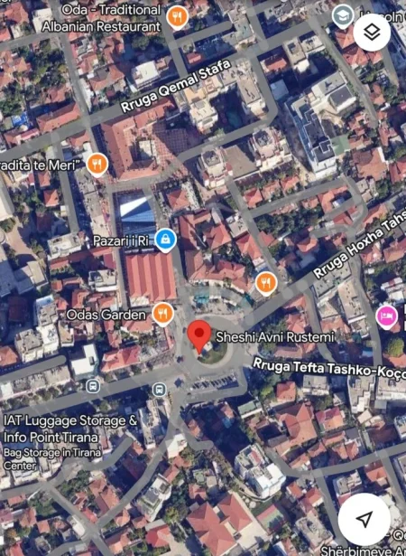 Tirane, jap me qera ambjent biznesi Kati 0, 120 m² 800 € (Pazari i Ri Sheshi Avni Rustemi)