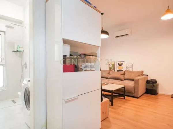 Tirane, shitet apartament 1+1 Kati 6, 54 m² 98.500 € (Ali Demi)