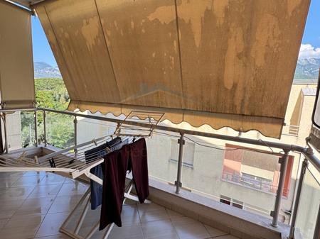 Tirane, jepet me qera apartament 2+1+Ballkon Kati 4, 100 m² 450 € 