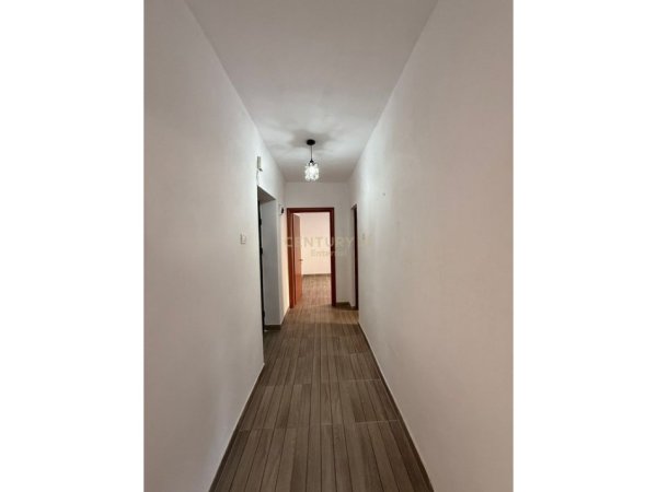 Tirane, shitet apartament 1+1 Kati 2, 71 m² 109.000 € (Laprakë)