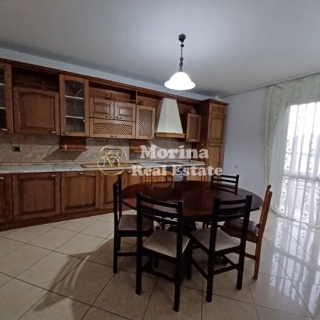 Tirane, jepet me qera shtepi 2+1 Kati 1, 350 € (Kinostudio)