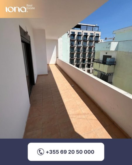 Golem, shitet apartament 1+1 Kati 4, 882 m² 70.000 € (250m Distanc Nga Deti)