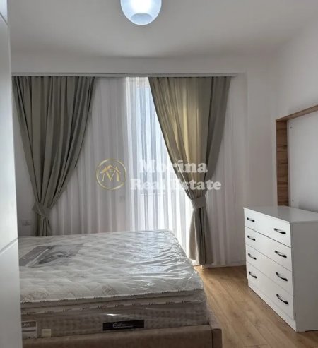 Tirane, jepet me qera apartament 2+1 Kati 5, 600 € (Astir)