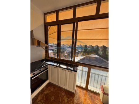 Tirane, jepet me qera apartament 2+1 Kati 5, 110 m² 600 € 
