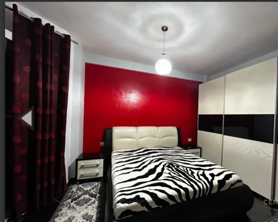 Tirane, jepet me qera apartament 2+1 Kati 3, 80 m² 600 € (rruga asim vokshi)