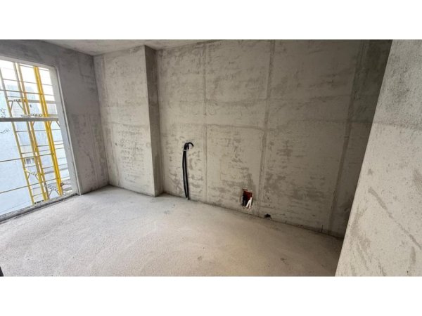 Tirane, shitet apartament 2+1+2 Kati 3, 118 m² 237.000 € (LIQENI I THATE)