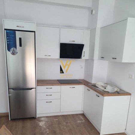 Tirane, jepet me qera apartament 1+1+Ballkon Kati 1, 65 m² 400 € (ALI DEMI)