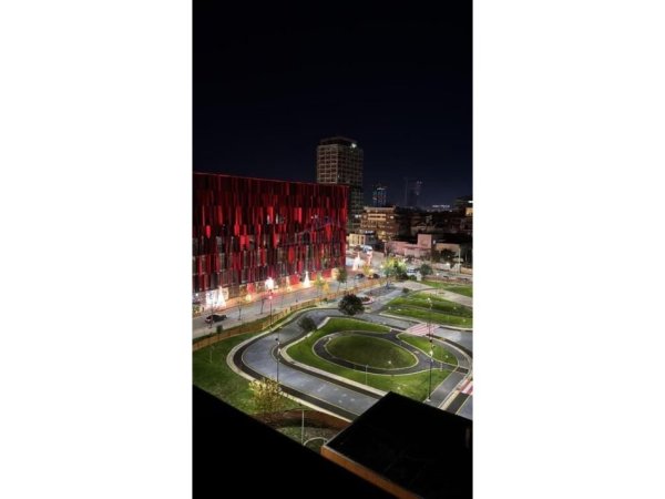 0683487469 Tirane, jepet me qera zyre+parkim, Kati 1, 260 m² 5.000 € (Rruga Elbasnait , Prane Air Albania)