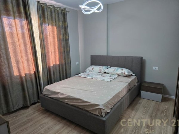 Tirane, jepet me qera apartament 2+1 Kati 2, 84 m² 500 € (QTU)