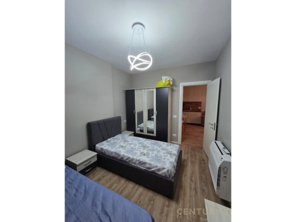Tirane, jepet me qera apartament 2+1 Kati 2, 84 m² 500 € (QTU)