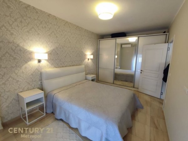 Tirane, jepet me qera apartament 1+1 Kati 3, 75 m² 700 € (Stacioni i Trenit)