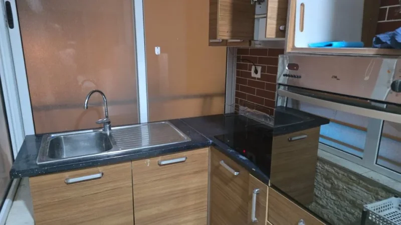 Tirane, jepet me qera apartament 2+1+Ballkon Kati 2, 60 m² 510 € (bil klinton)