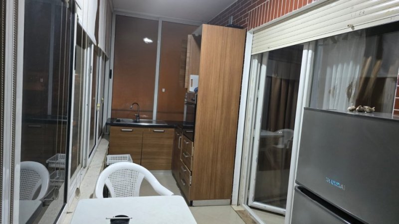 Tirane, jepet me qera apartament 2+1+Ballkon Kati 2, 60 m² 510 € (bil klinton)