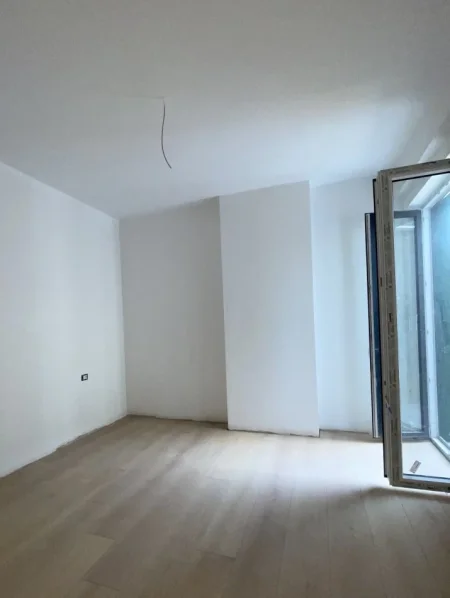 Tirane, shitet apartament 1+1+Ballkon Kati 7, 69 m² 194.000 € (Rruga tish daija)