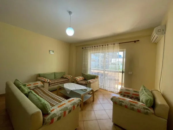 Tirane, jepet me qera apartament 2+1 Kati 2, 98 m² 600 € (Komuna e Parisit)