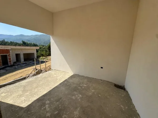 0683487469 Tirane, shitet Vile 3+1 Kati 0, 220 m² 520.000 € (MULLET , Residenca Green Field Residence)