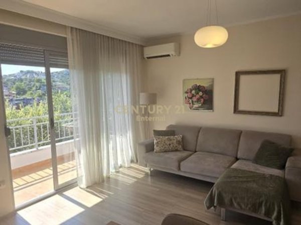 Tirane, jepet me qera apartament 1+1 Kati 4, 67 m² 550 € (Liqeni i Thatë)