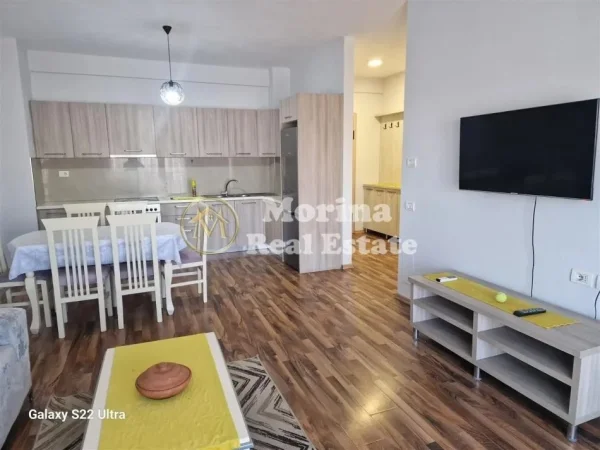 Tirane, jepet me qera apartament 2+1+Ballkon Kati 6, 109 m² 650 € (Astir)