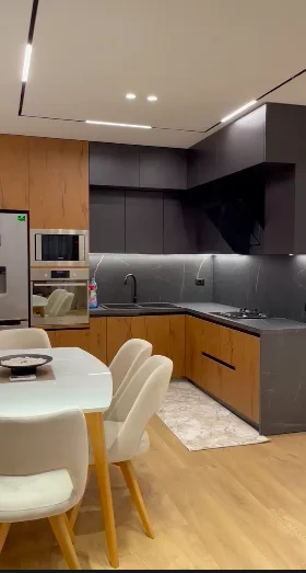 Tirane, jepet me qera apartament 2+1 Kati 5, 100 m² 700 € (Astir)