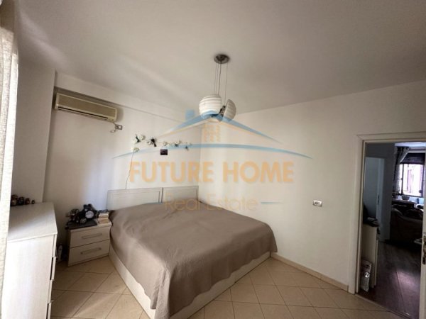 0683487469 Tirane, jepet me qera apartament 2+1 Kati 3, 86 m² 550 € (Porcelan në Rrugën " Kahreman Ylli ")