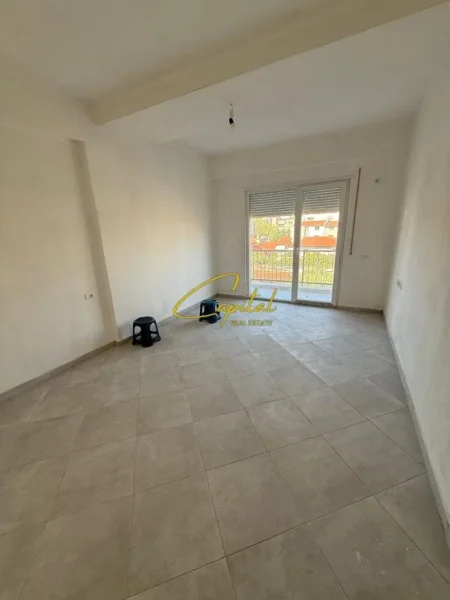 Tirane, shitet apartament 2+1 Kati 2, 95 m² 180.000 € (BRRYLI)