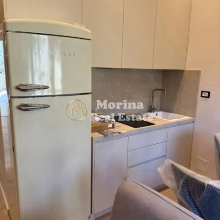 Tirane, jepet me qera apartament 1+1 Kati 2, 55 m² 700 € (Rruga e Dibres)