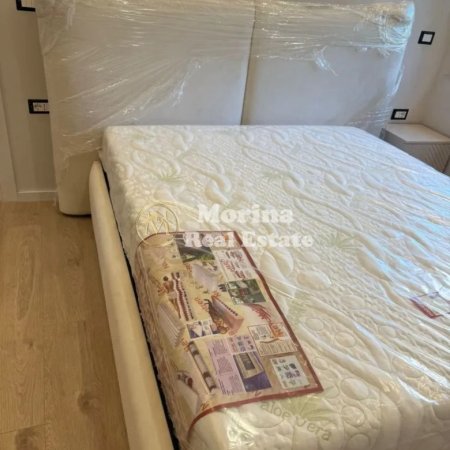 Tirane, jepet me qera apartament 1+1 Kati 2, 55 m² 700 € (Rruga e Dibres)