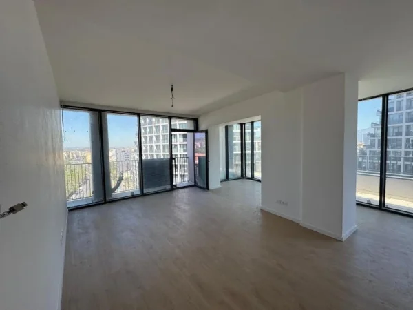 Tirane, jepet me qera ambjent biznesi Kati 12, 138 m² 1.500 € 