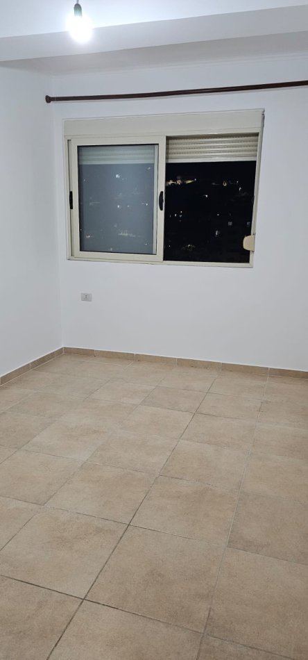 Tirane, jap me qera apartament 2+1+Ballkon Kati 7, 70 m² 310 € (Besim Alla)
