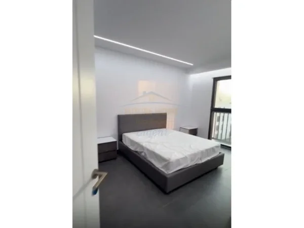 Tirane, jepet me qera apartament 1+1 Kati 5, 60 m² 600 € 