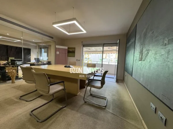 Tirane, shitet ambjent biznesi Kati 5, 290 m² 870.000 € (blloku)