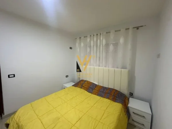 Tirane, jepet me qera apartament 1+1+Ballkon Kati 2, 110 m² 600 € (MINE PEZA)
