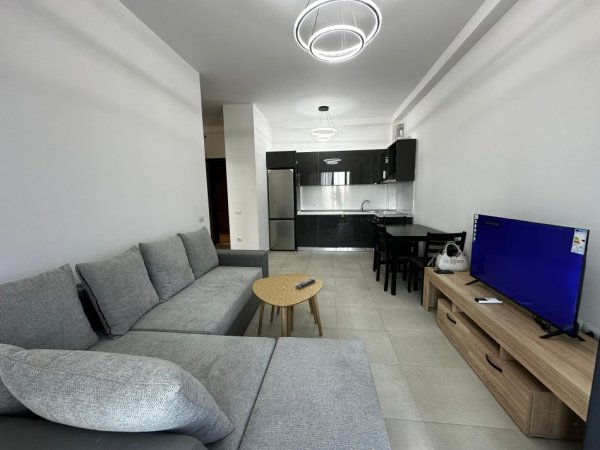 Tirane, jap me qera apartament 1+1+Ballkon Kati 4, 61 m² 500 € (AMERIKAN 3)  UNA56223