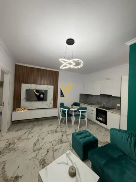 Durres, shitet apartament 1+1+Ballkon Kati 1, 52 m² 72.000 € (SHKEMBI I KAVAJES)