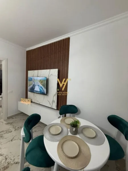 Durres, shitet apartament 1+1+Ballkon Kati 1, 52 m² 72.000 € (SHKEMBI I KAVAJES)