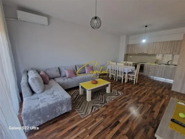 Tirane, jepet me qera apartament 2+1 Kati 6, 108 m² 650 € (ASTIR)