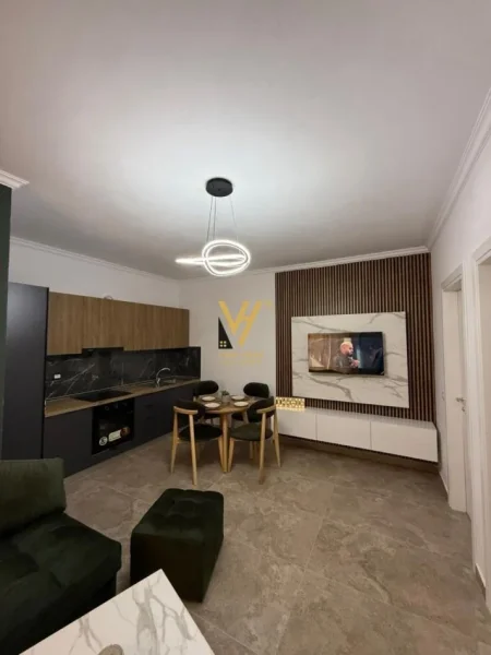 Durres, shitet apartament 1+1+Ballkon Kati 1, 52 m² 72.000 € (SHKEMBI I KAVAJES)