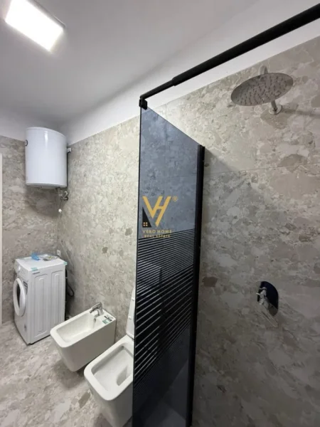 Durres, shitet apartament 1+1+Ballkon Kati 1, 52 m² 72.000 € (SHKEMBI I KAVAJES)