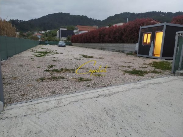 Tirane, jepet me qera toke , 1.700 m² (PRUSH)