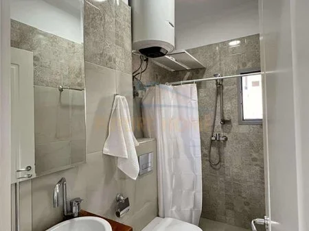 Tirane, shitet apartament 2+1 Kati 5, 66 m² 109.000 € (Unaza e Re)