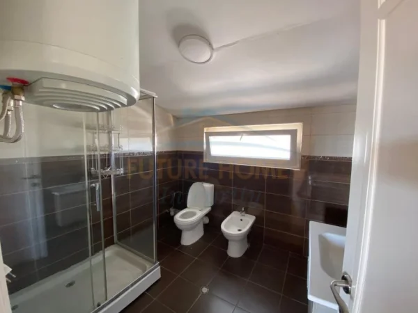 Tirane, jepet me qera apartament 3 Katshe Kati 0, 427 m² 1.500 € (Allias, Tiranë)