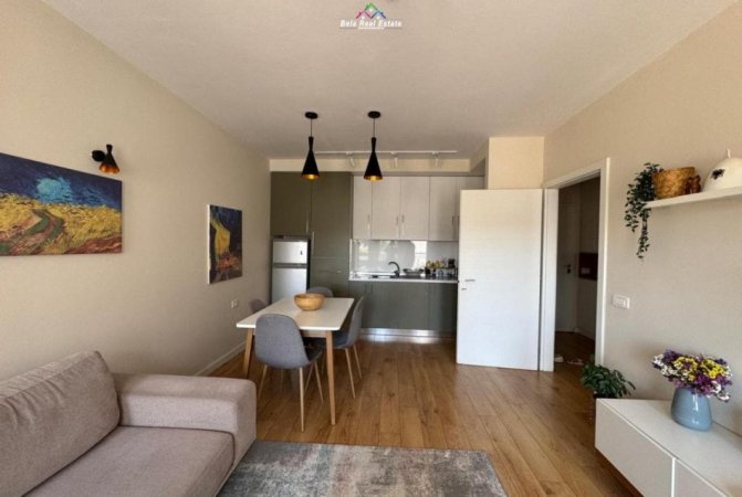 Tirane, jepet me qera apartament 2+1+Ballkon Kati 6, 90 m² 750 € (Kompleksi Magnet)