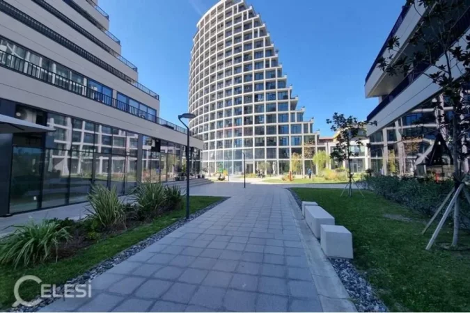 Tirane, jepet me qera zyre Kati 3, 54 m² 850 € (LAKE VIEW)