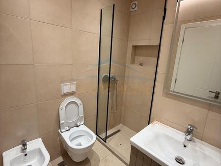 Tirane, jepet me qera apartament 1+1 Kati 5, 64 m² 600 € 