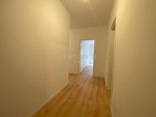 Tirane, shitet apartament 2+1+Aneks+Ballkon Kati 2, 130 m² 278.000 € (Garden Residence by Salillari, Kopshti Zoologjik!)